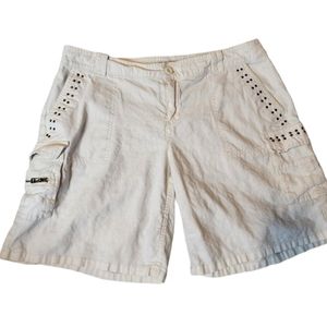 New York & Company Cargo Shorts - Light Beige Size 12